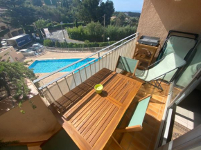 Golfe St Tropez Magique T2 duplex vue mer piscine, garage